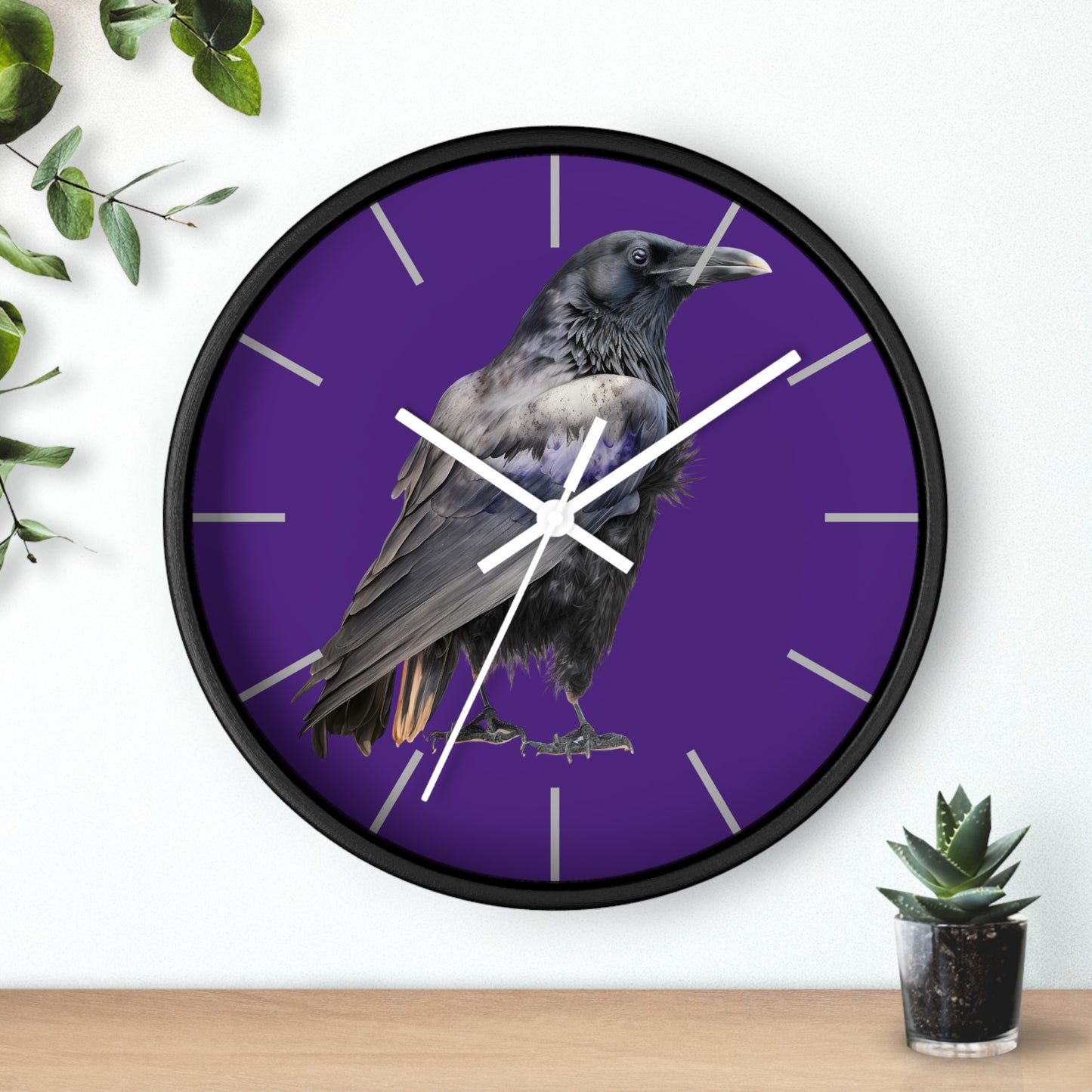 Elegant Raven Wall Clock - Stylish Home Decor for Nature Lovers